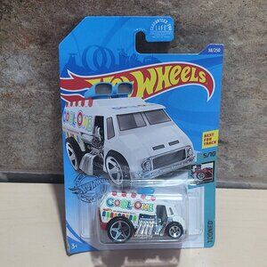 Hot Wheels Cool One Diecast Vehicle Hot Rodded Ice Cream Van Design Tooned Versi
